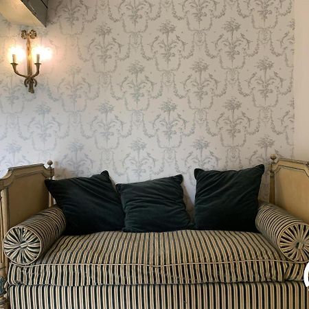Chateau De Gardes Bed & Breakfast Castin Exterior photo