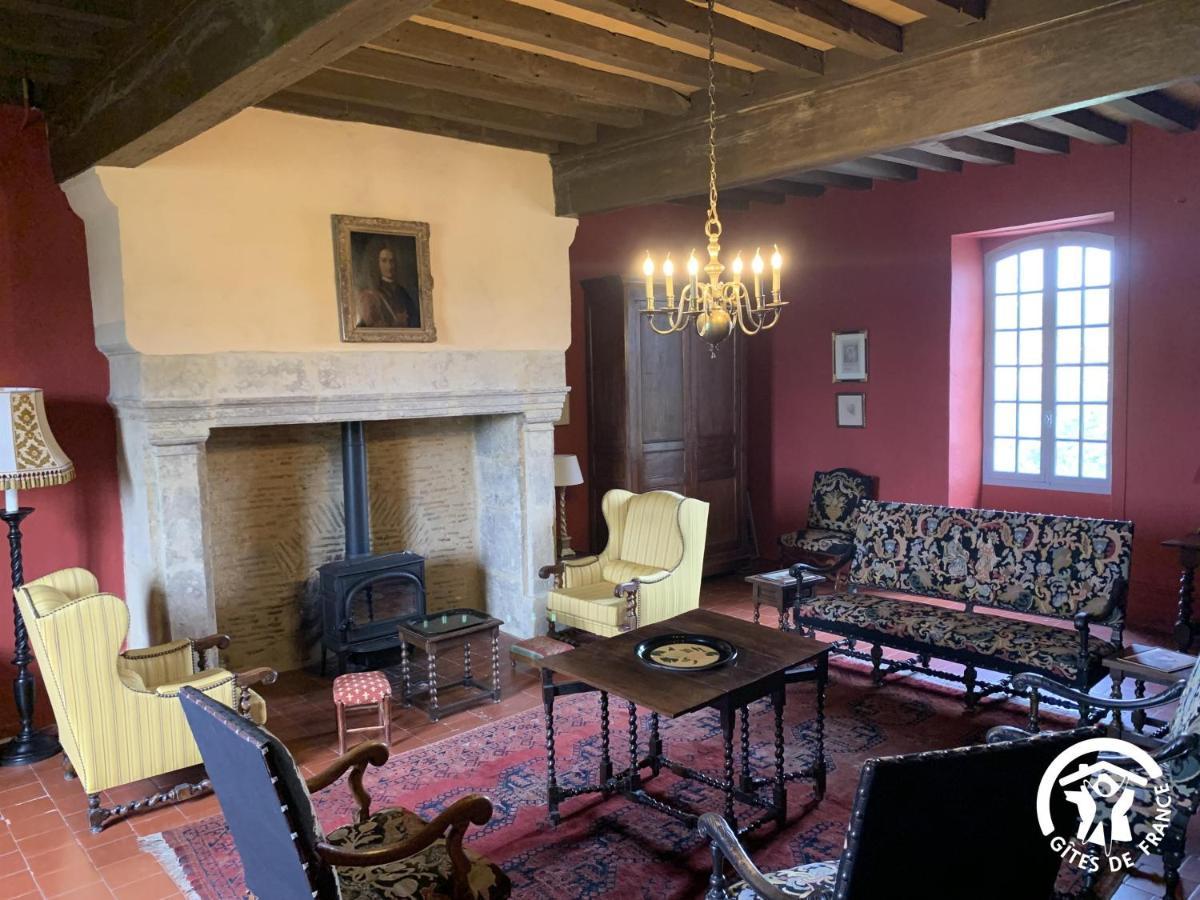 Chateau De Gardes Bed & Breakfast Castin Exterior photo