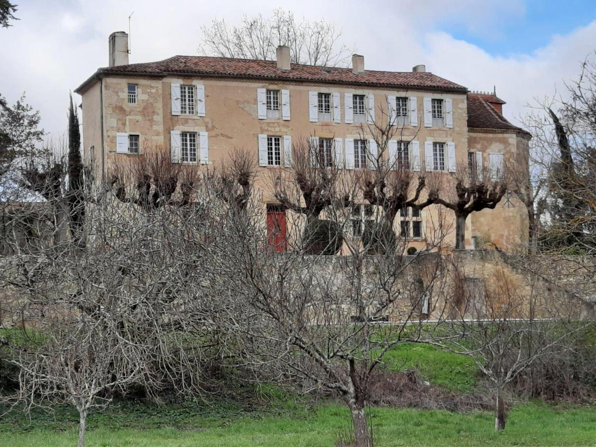 Chateau De Gardes Bed & Breakfast Castin Exterior photo