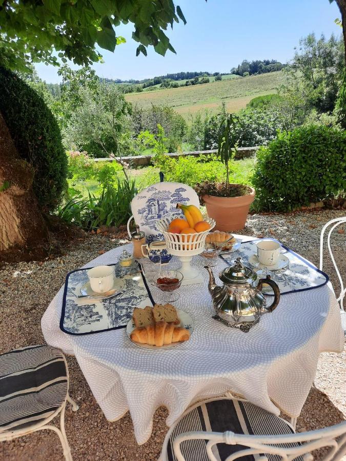 Chateau De Gardes Bed & Breakfast Castin Exterior photo